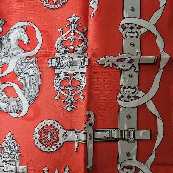 Hermès Ferronnerie Petit Carre 45 Scarf in Red and Gray - Picture 11 of 16